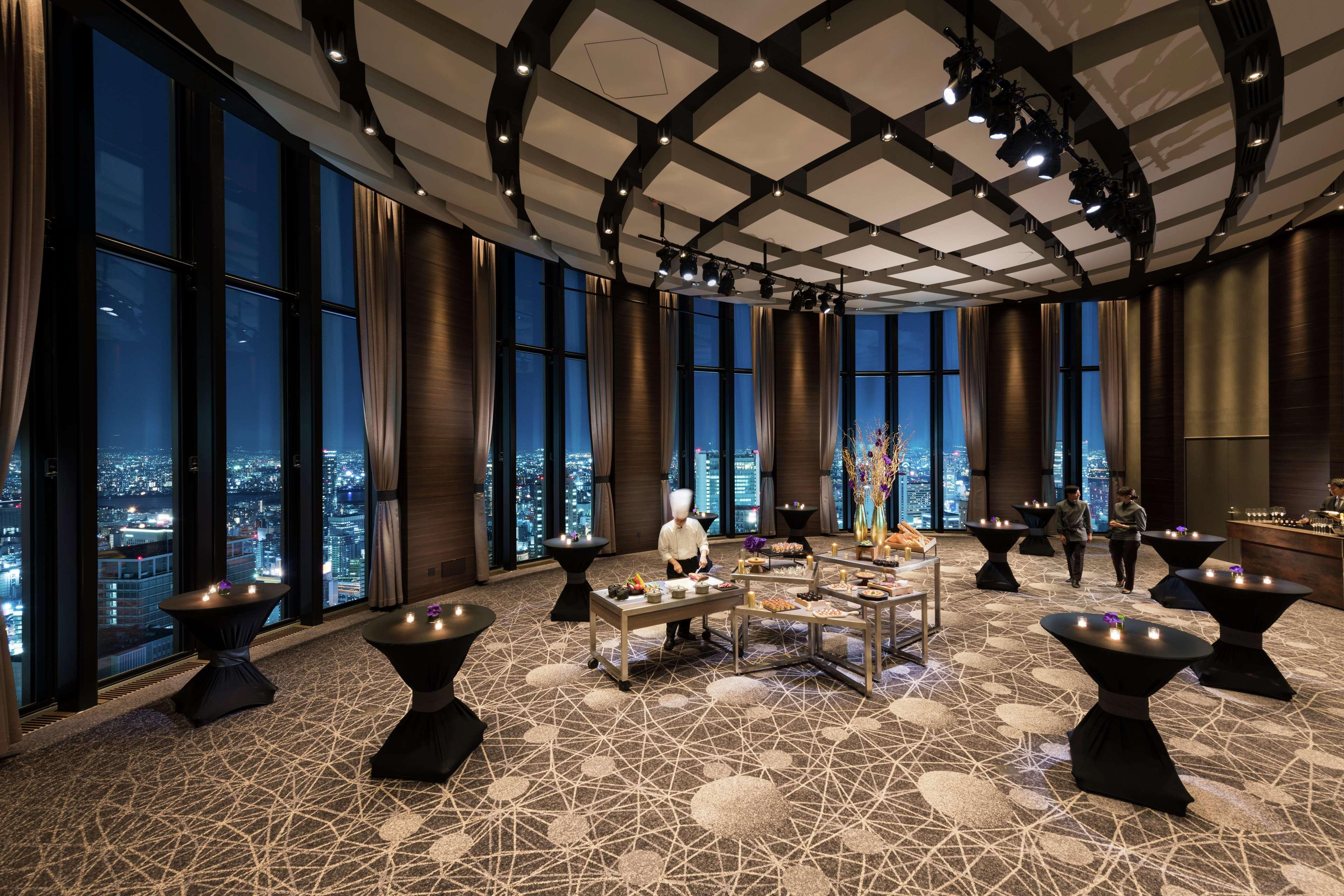 Hotel Conrad Osaka Esterno foto