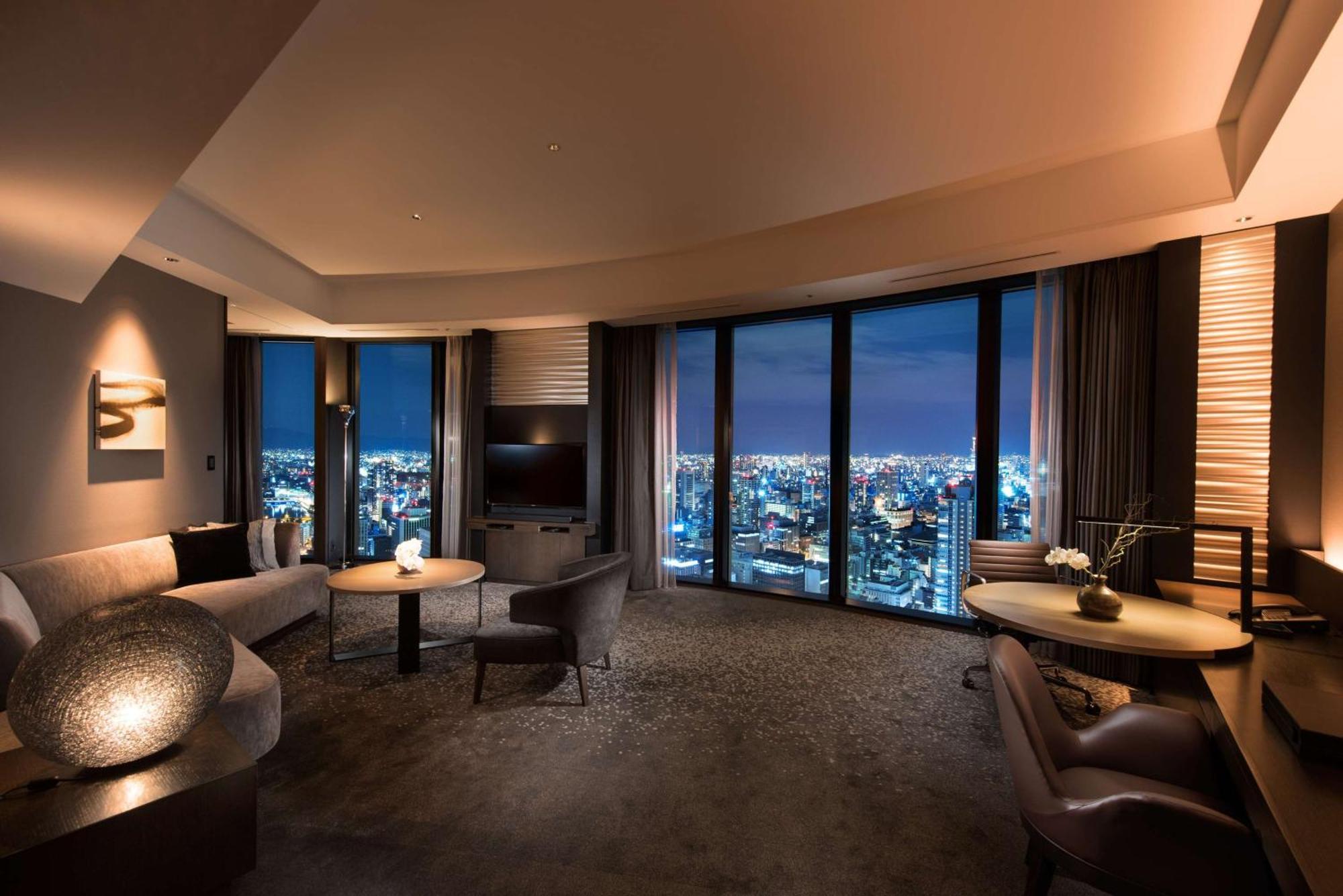 Hotel Conrad Osaka Esterno foto